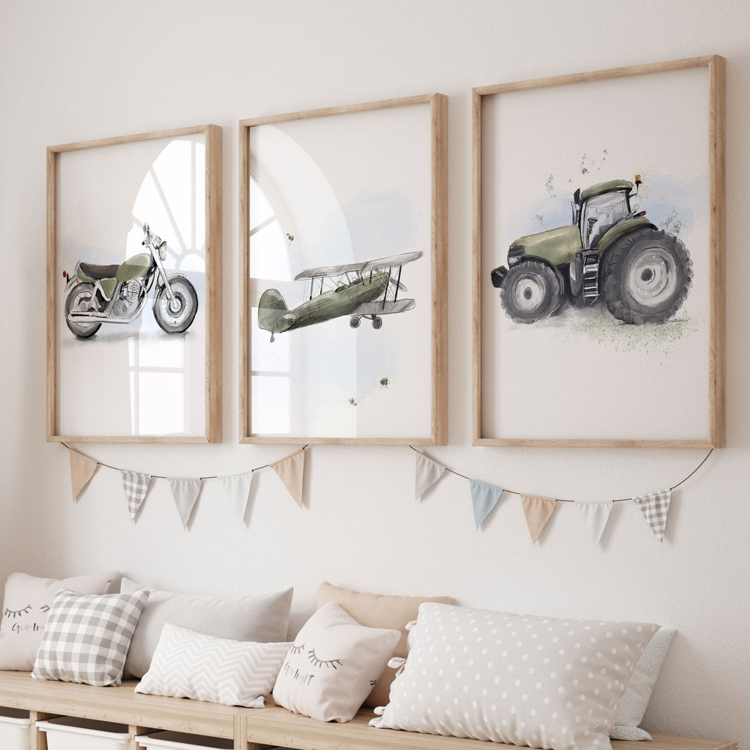 Trio d'affiches véhicules - moto, avion et tracteur (vert mousse)